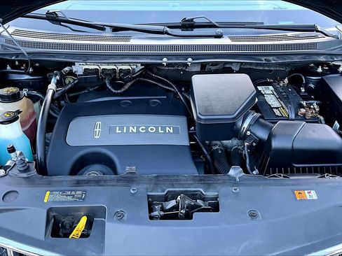 Used 2014 Lincoln MKX FWD w/ Equipment Group 101A image 31