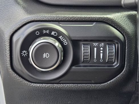 Used 2022 Jeep Wrangler Unlimited Sport AWD/4WD image 20