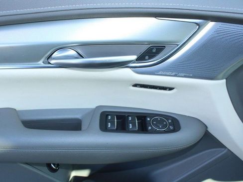 Used 2023 Cadillac XT5 Premium Luxury image 9