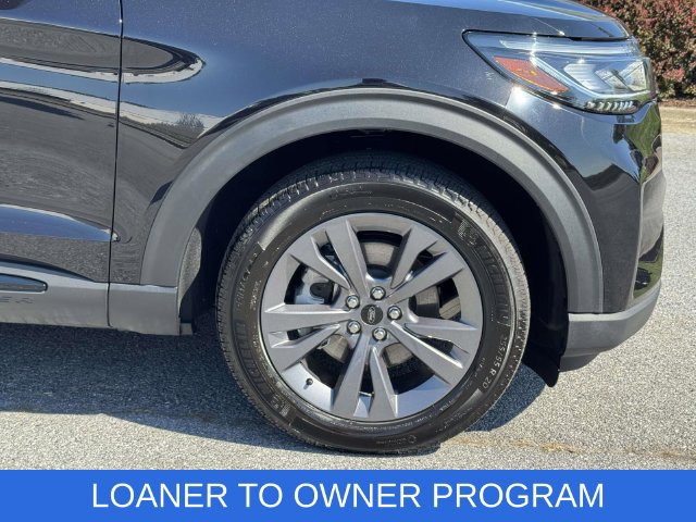 Used 2026 Ford Explorer Active w/ Active Comfort Package AWD/4WD image 8