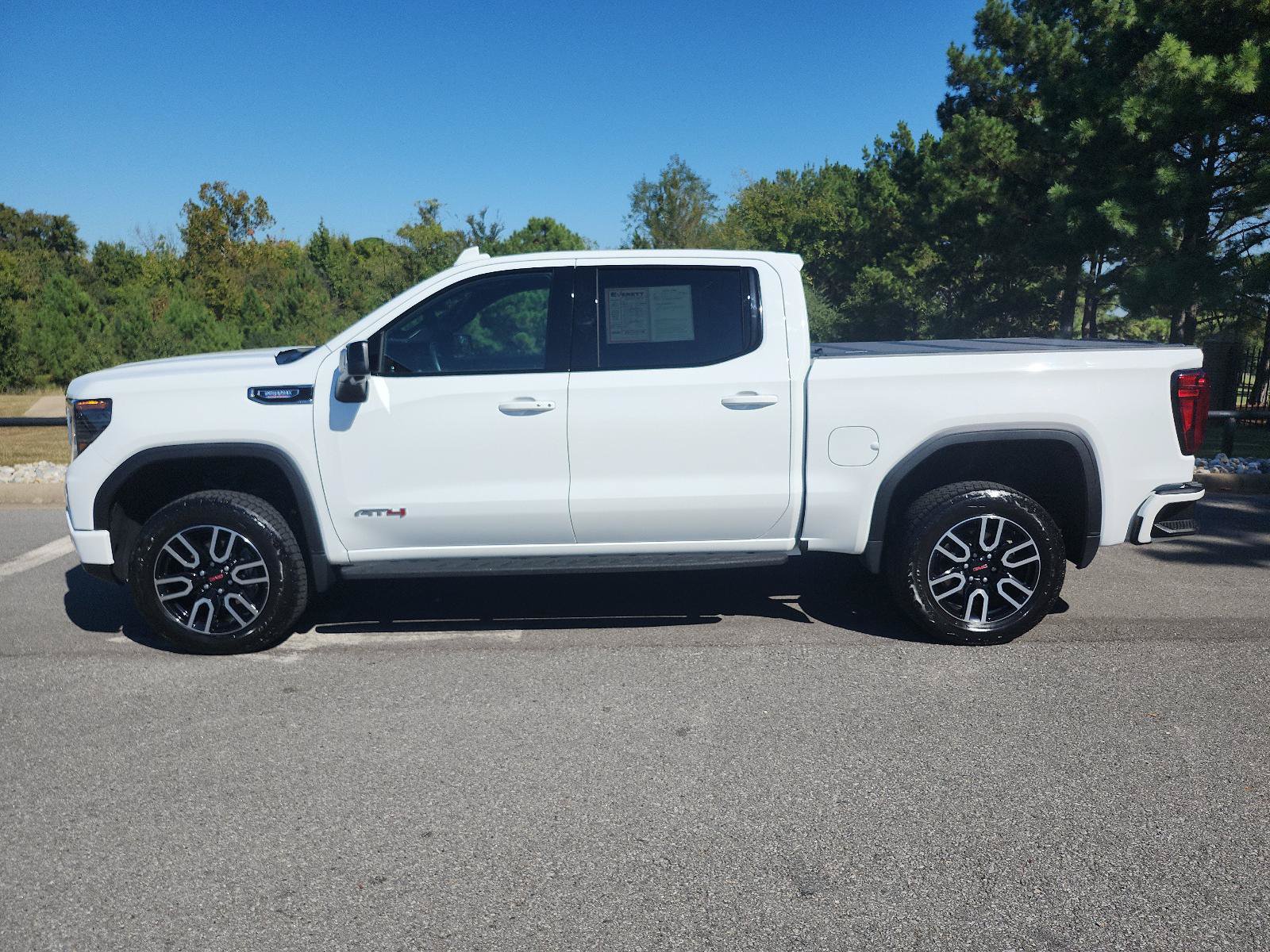 Certified 2025 GMC Sierra 1500 AT4 w/ AT4 Premium Package AWD/4WD image 2