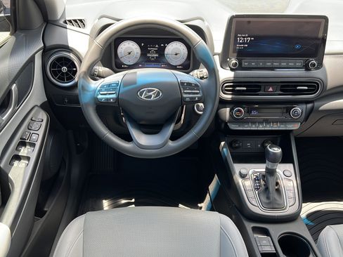 Certified 2022 Hyundai Kona Limited w/ Cargo Package FWD image 12