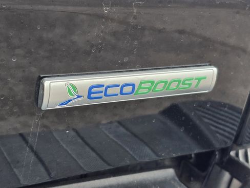 Certified 2018 Ford F150 Platinum w/ Technology Package image 28