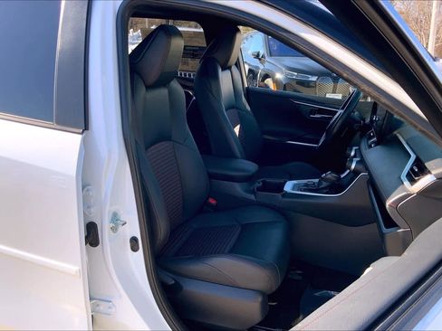 Used 2023 Toyota RAV4 XSE w/ Weather Package image 8