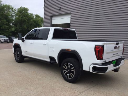 Used 2021 GMC Sierra 2500 AT4 w/ AT4 Premium Plus Package AWD/4WD image 7