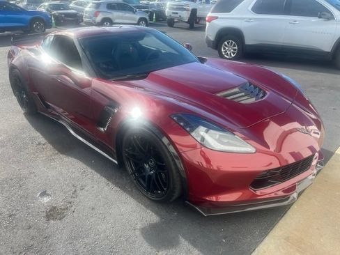 Used 2018 Chevrolet Corvette Z06 RWD image 9