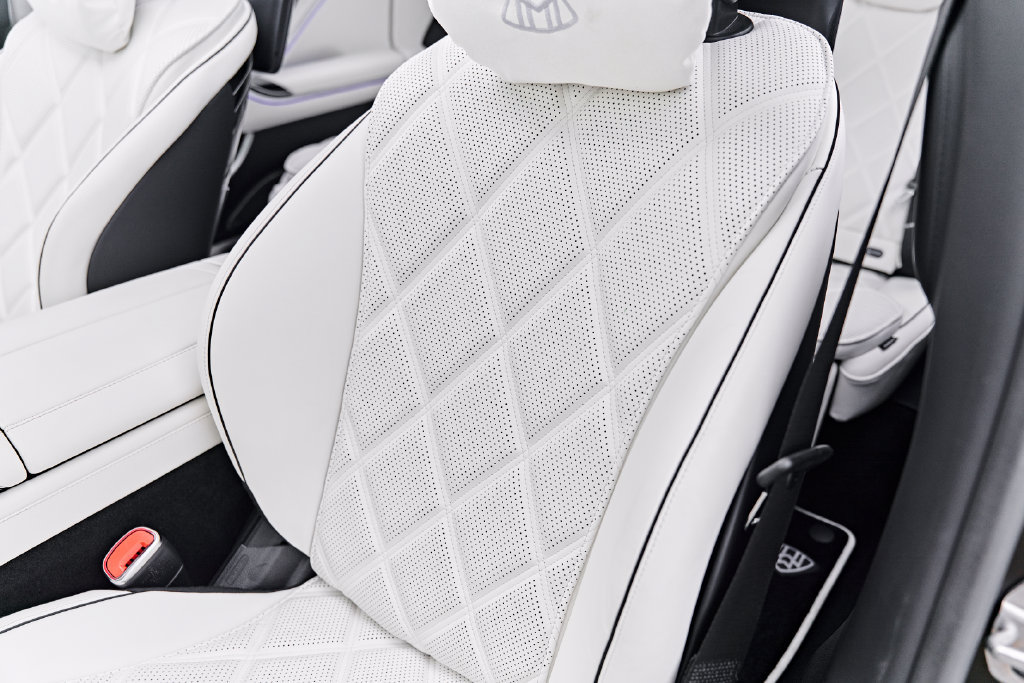 Used 2026 Mercedes-Benz Maybach S 580 4MATIC image 46