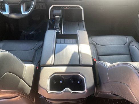 Used 2025 Toyota Sequoia Platinum image 23