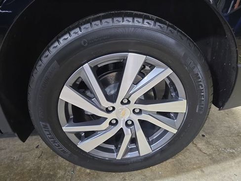 Used 2024 Chevrolet Equinox LT w/ LPO, Floor Liner Package AWD/4WD image 35