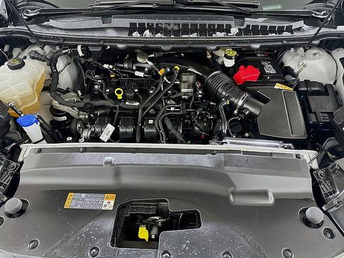 Used 2022 Ford Edge SE w/ Black Appearance Package image 26