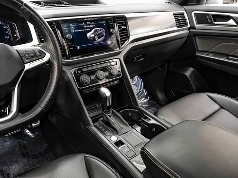 Used 2021 Volkswagen Atlas Cross Sport SEL R-Line w/ Cross Sport MDO Package image 24