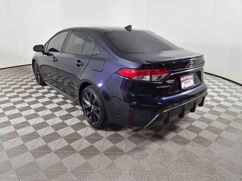 Used 2023 Toyota Corolla SE FWD image 5