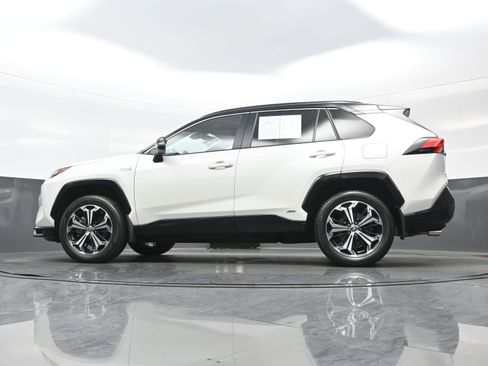 Used 2022 Toyota RAV4 XSE image 29