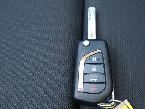 Used 2024 Toyota Corolla LE image 25