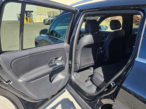 New 2026 Mercedes-Benz GLB 250 image 17