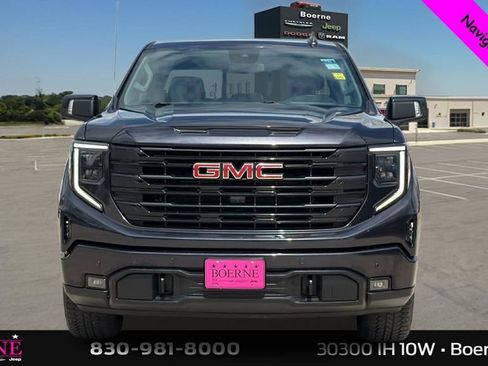 Used 2025 GMC Sierra 1500 Elevation w/ Elevation Premium Package AWD/4WD image 8