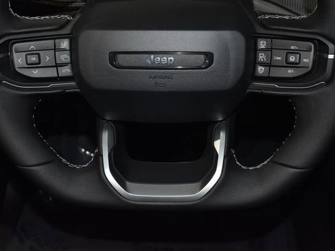 New 2026 Jeep Cherokee Overland w/ Trailer Tow Group image 23