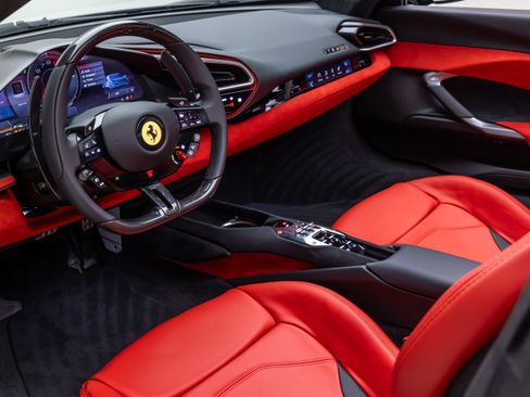 Used 2026 Ferrari 296 GTS RWD image 31