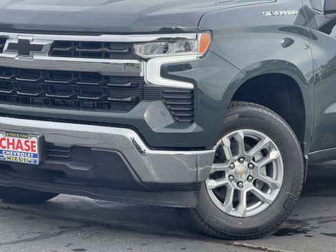 New 2026 Chevrolet Silverado 1500 LT image 3
