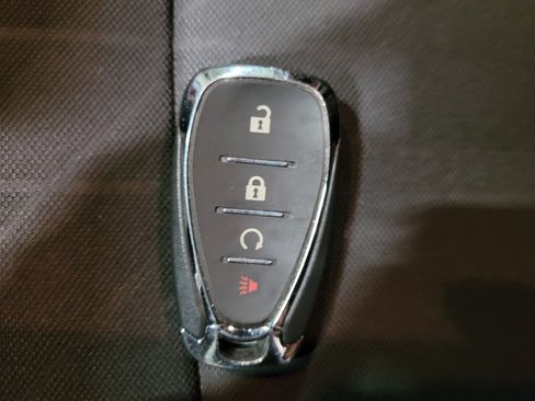 Used 2018 Chevrolet Trax LT w/ LT Convenience Package FWD image 32