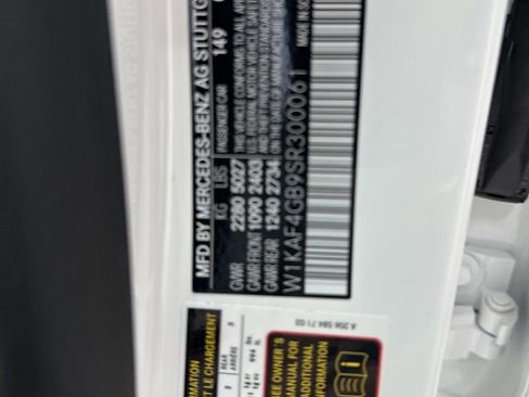 Used 2025 Mercedes-Benz C 300 Sedan image 32