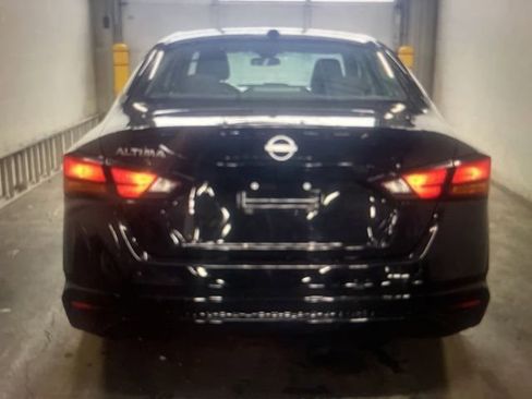 Certified 2025 Nissan Altima 2.5 SV FWD image 4