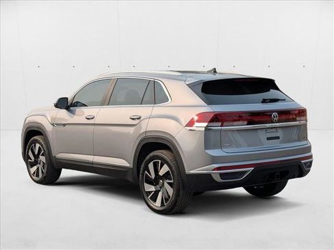 New 2026 Volkswagen Atlas Cross Sport SEL image 8