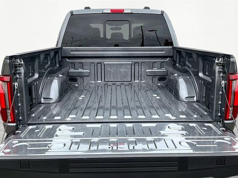 Used 2024 Ford F150 Lariat w/ Mobile Office Package image 18