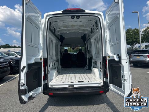 Used 2025 Ford Transit 250 148 High Roof RWD image 18