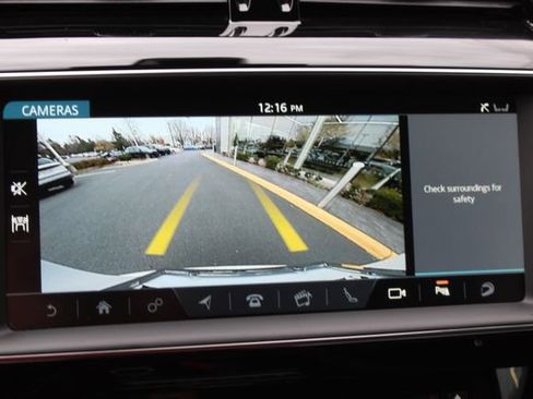 Used 2020 Jaguar F-PACE S image 18