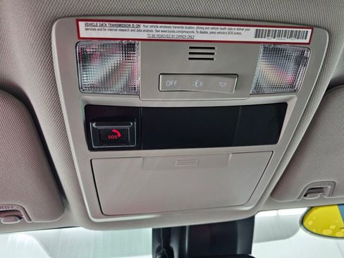 Used 2021 Toyota Tacoma SR5 w/ Technology Package image 20