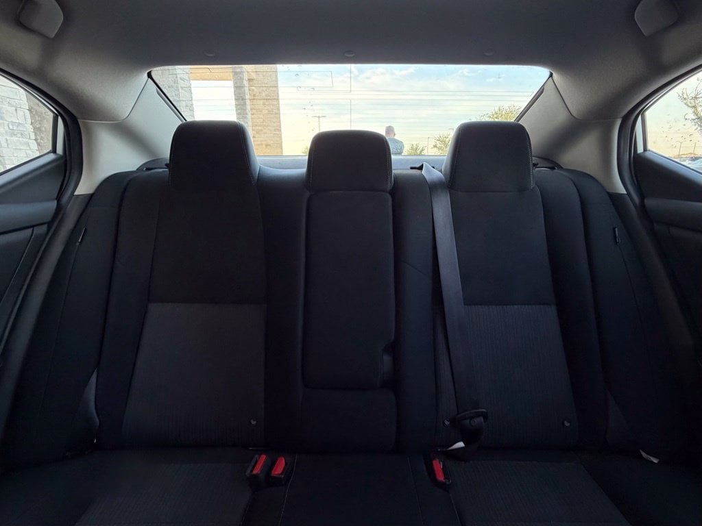 Used 2022 Nissan Sentra SV FWD image 22