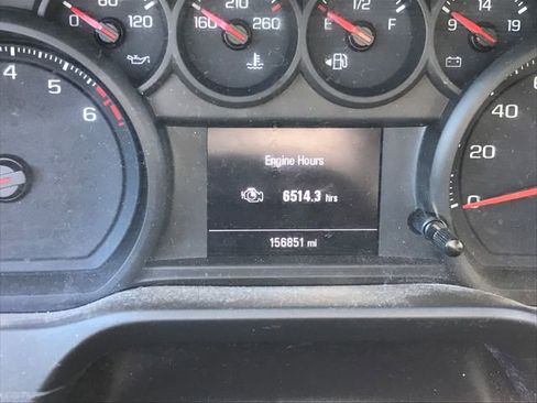 Used 2020 Chevrolet Silverado 1500 Custom w/ Custom Value Package AWD/4WD image 7