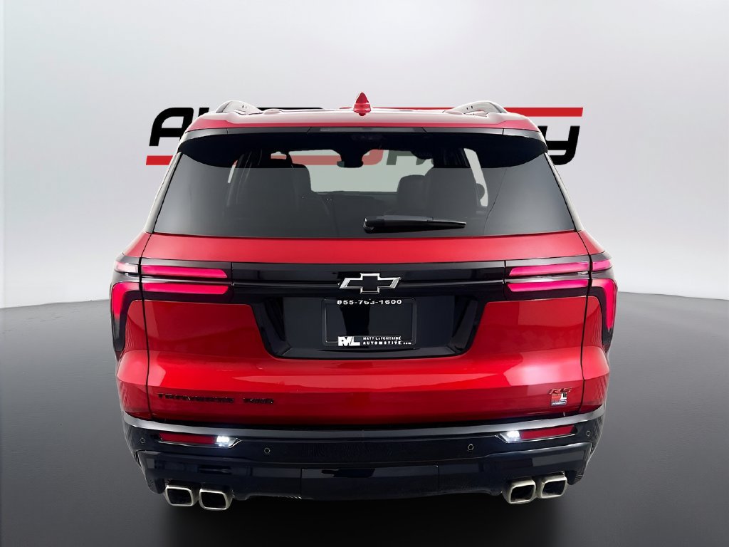 Used 2025 Chevrolet Traverse RS w/ LPO, Floor Liner Package AWD/4WD image 6