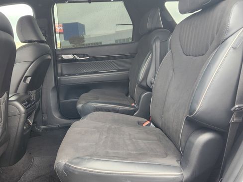 Used 2024 Hyundai Palisade Calligraphy image 19