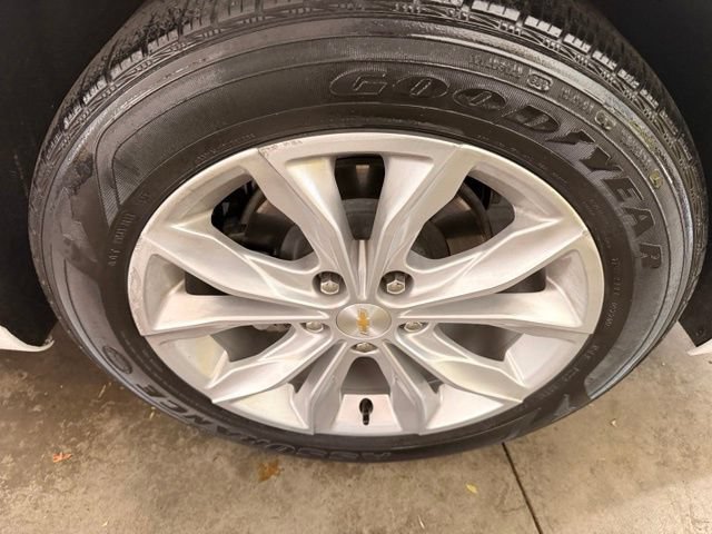 Used 2024 Chevrolet Malibu LT FWD image 6
