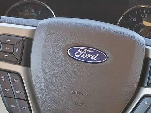 Used 2020 Ford F150 Lariat image 5