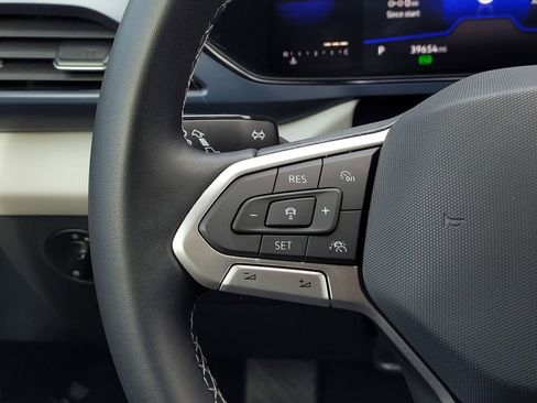 Used 2022 Volkswagen Taos SE image 22