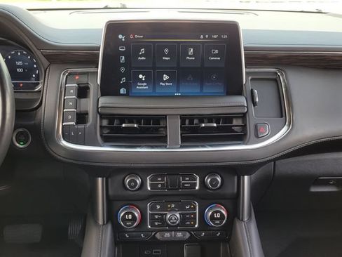 Used 2022 Chevrolet Tahoe LT w/ Luxury Package RWD image 16