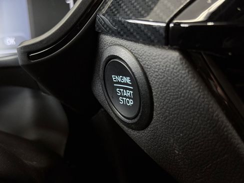 Used 2025 Ford Escape ST-Line Select AWD/4WD image 57