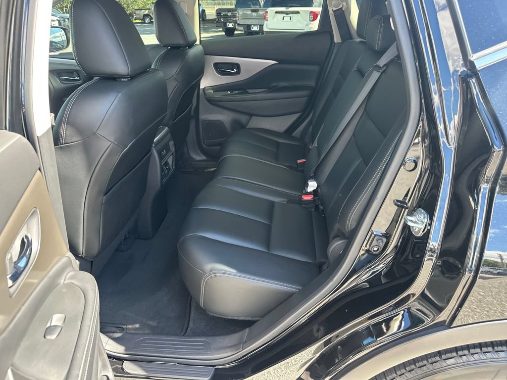 Used 2024 Nissan Murano SV FWD image 16