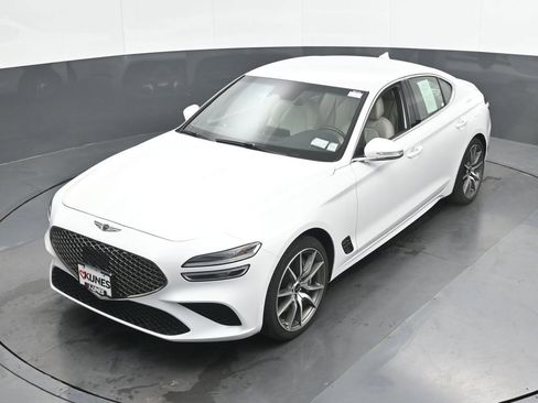Used 2024 Genesis G70 2.5T image 41