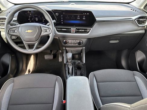 Certified 2024 Chevrolet TrailBlazer LS w/ LS Convenience Package image 11