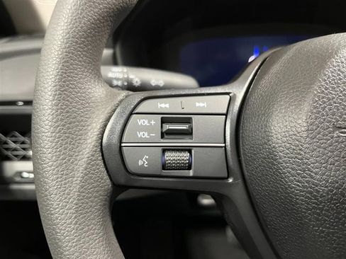 New 2025 Honda Accord SE image 17