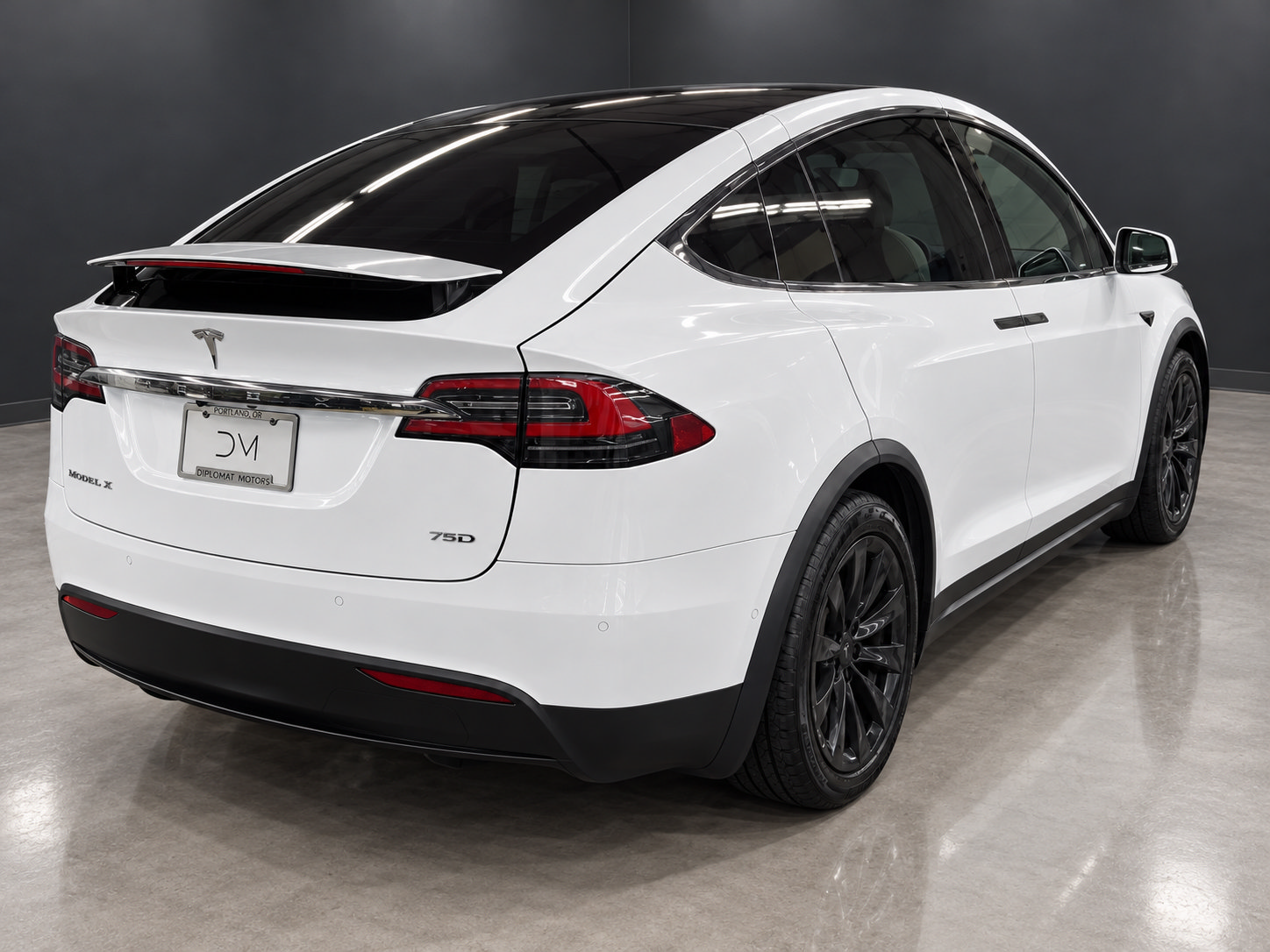 Used 2018 Tesla Model X 75D AWD/4WD image 5