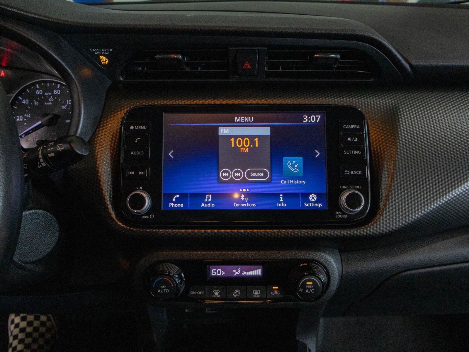 Used 2022 Nissan Kicks SV FWD image 4