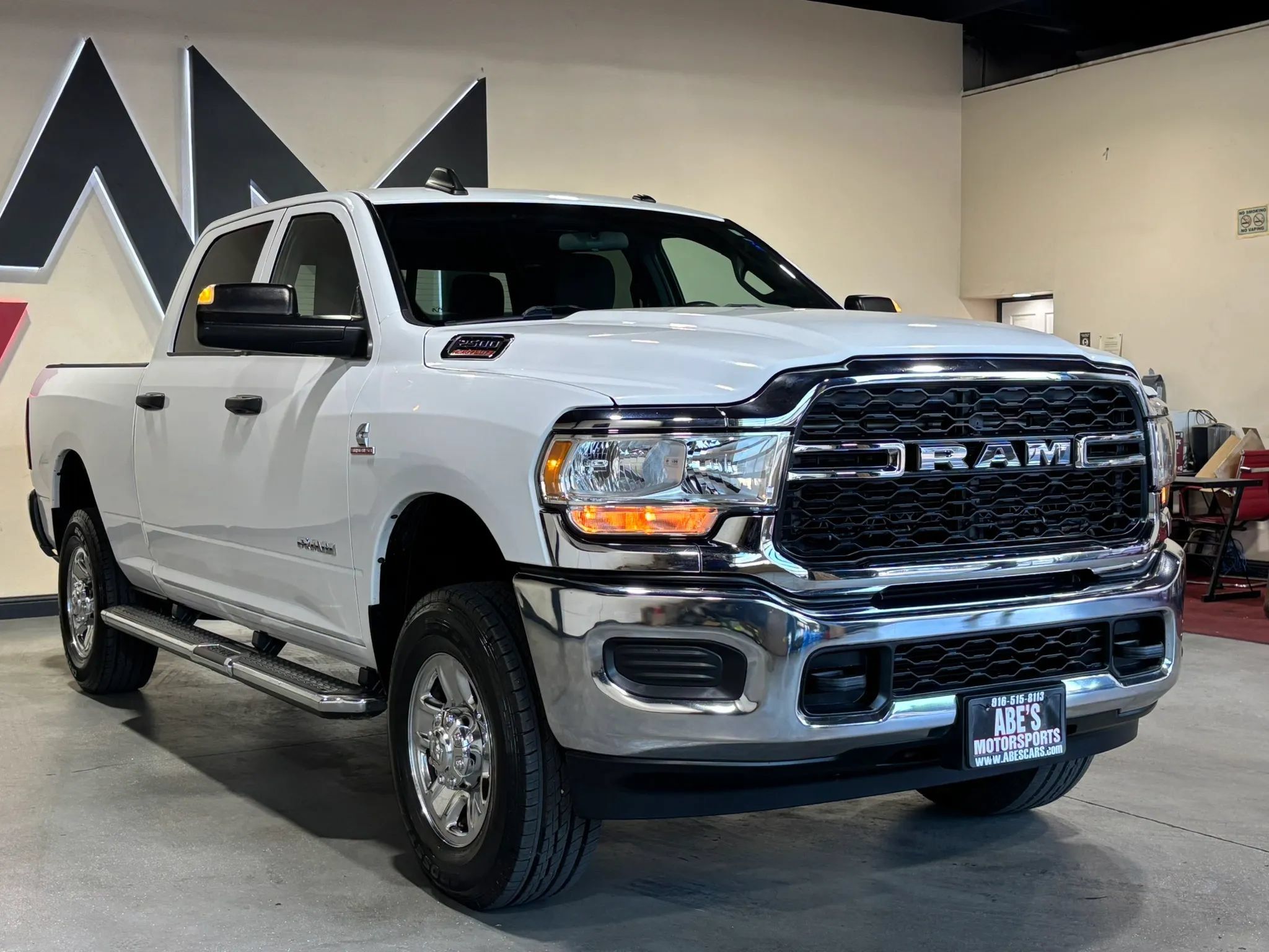 Used 2022 RAM 2500 Tradesman AWD/4WD image 3