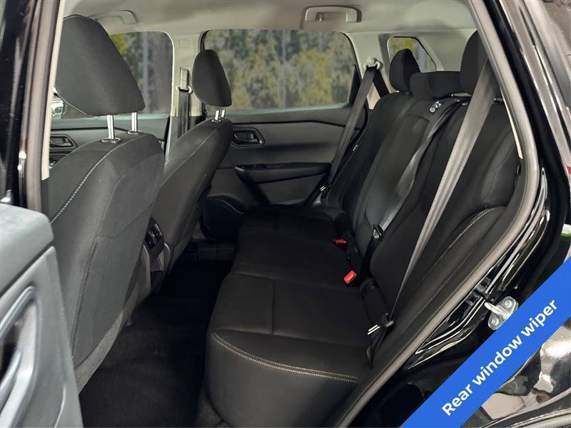 Used 2025 Nissan Rogue S AWD/4WD image 10