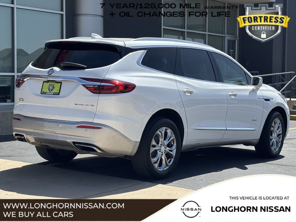 Used 2019 Buick Enclave Avenir w/ Avenir Technology Package FWD image 3