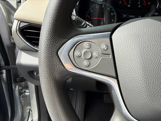Used 2022 Chevrolet Traverse LS FWD image 11